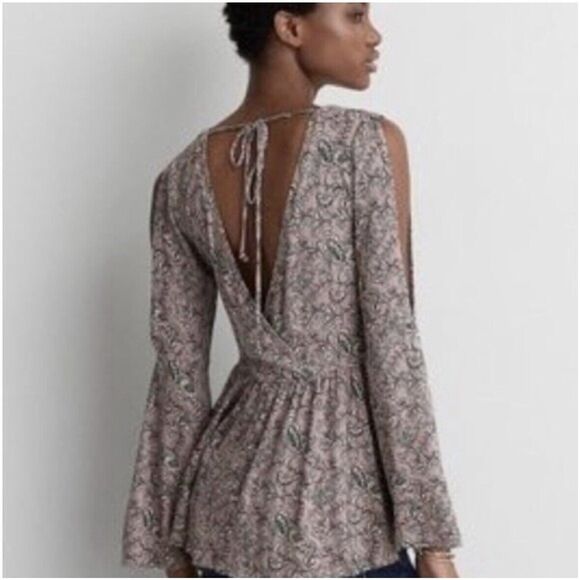 American Eagle Soft and Sexy Open Shoulder Blouse XS - Picture 2 of 11